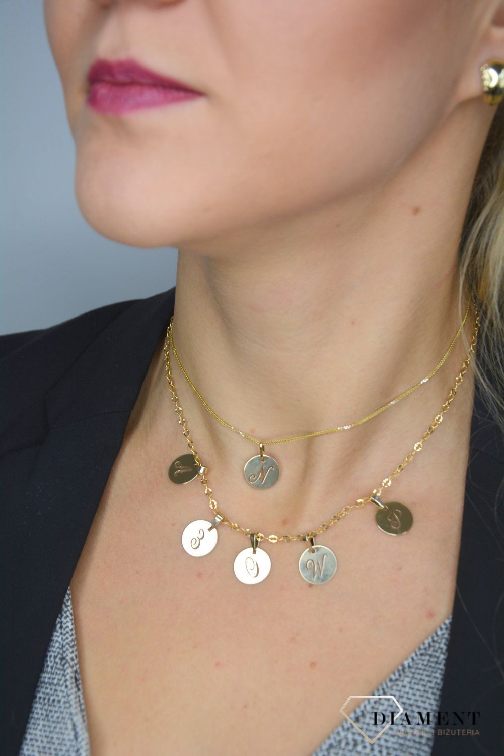 Zawieszka okrągła z wyciętą literką O ZA 4978O.jpg